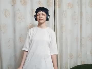 Cathrynmadlung Chaturbate stream image from August 22, 2025