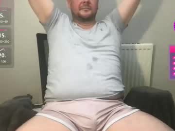 Daxkross Chaturbate stream image from August 22, 2025