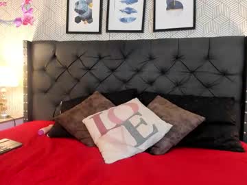 Sophie__Blare Chaturbate stream image from August 22, 2025