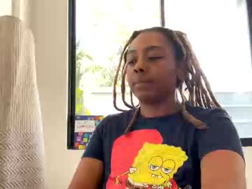 Chocolatecakequeen Chaturbate stream image from August 22, 2025
