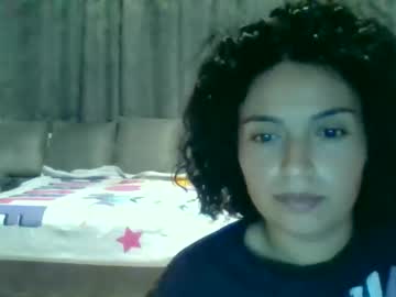Emilly_Daniel Chaturbate stream image from August 22, 2025