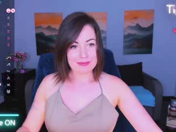 Emily_Midlton Chaturbate stream image from August 22, 2025