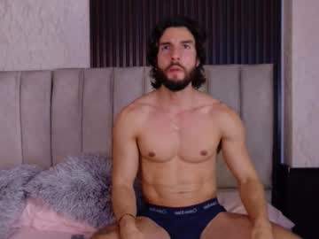 Luciano_Ferrer Chaturbate stream image from August 22, 2025