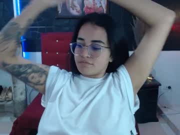 Emily_Bazan Chaturbate stream image from August 22, 2025