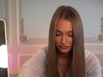 Kseha_Cute Chaturbate stream image from August 22, 2025