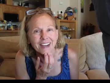 Matureluvin Chaturbate stream image from August 22, 2025