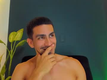 Ryan_Doyle Chaturbate stream image from August 22, 2025