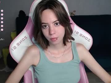 Allie_Hazie Chaturbate stream image from August 23, 2025