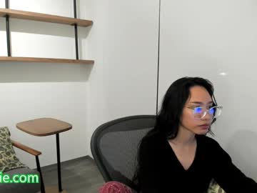 Itsyourcassie Chaturbate stream image from August 23, 2025