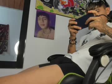 Alejhot_21 Chaturbate stream image from August 23, 2025