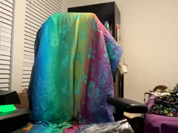 Brattycore Chaturbate stream image from August 23, 2025
