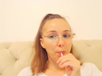 Cutexinna Chaturbate stream image from August 23, 2025