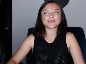 Girl_Liz Chaturbate stream image from August 23, 2025