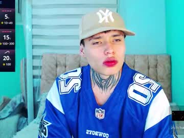 _Justinmoon2 Chaturbate stream image from August 23, 2025