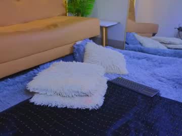 Jadee__ Chaturbate stream image from August 23, 2025
