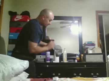 Jewni_9819 Chaturbate stream image from August 23, 2025