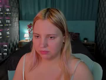 Trina_Kay_Kiss Chaturbate stream image from August 23, 2025