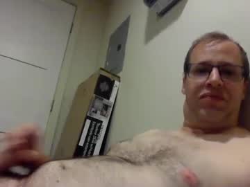 B21lundeen Chaturbate stream image from August 23, 2025