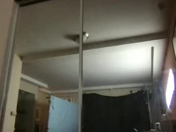 Glow92 Chaturbate stream image from August 23, 2025