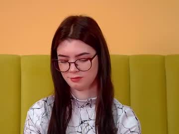 Melissamays Chaturbate stream image from August 23, 2025