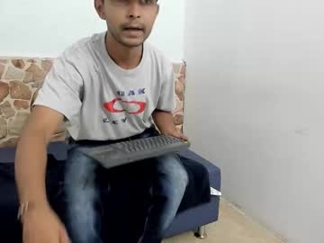Pitu_55 Chaturbate stream image from August 23, 2025