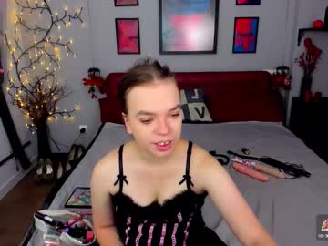 Katepearls Chaturbate stream image from August 23, 2025