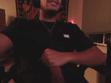 Suckmyshroom22 Chaturbate stream image from August 23, 2025