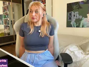 Strupedsunicorns Chaturbate stream image from August 23, 2025