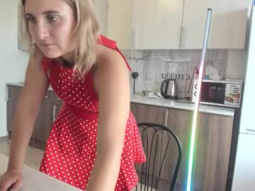 Elsa_Hot_Here Chaturbate stream image from August 23, 2025