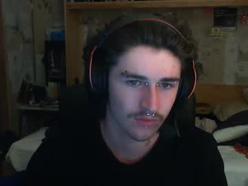Invaderbit Chaturbate stream image from August 23, 2025