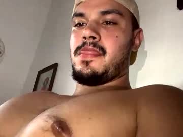 Machoquetepicha Chaturbate stream image from August 23, 2025
