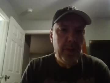 Sullydog48 Chaturbate stream image from August 23, 2025