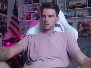 Oxmikexo Chaturbate stream image from August 23, 2025