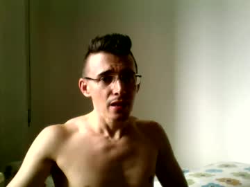 Redstep0 Chaturbate stream image from August 23, 2025