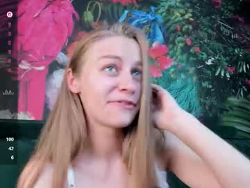 Laura_Pudd Chaturbate stream image from August 23, 2025