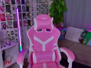 Carolinebigboobs Chaturbate stream image from August 23, 2025