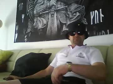 Matcelpb1987 Chaturbate stream image from August 23, 2025