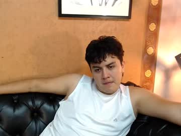 Alistarking69 Chaturbate stream image from August 23, 2025