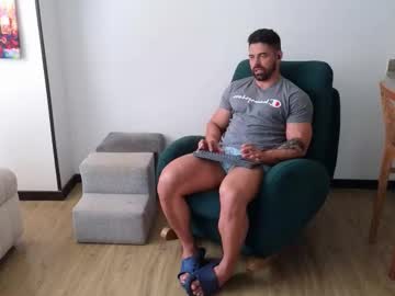 Andrewfame Chaturbate stream image from August 23, 2025