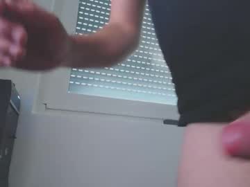 Derkanns1 Chaturbate stream image from August 23, 2025