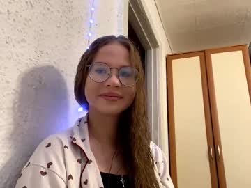 Jenellerotstein Chaturbate stream image from August 23, 2025