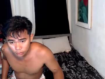 Asianwildguy Chaturbate stream image from August 23, 2025