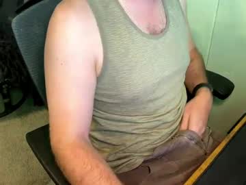 Augustmoonman Chaturbate stream image from August 23, 2025
