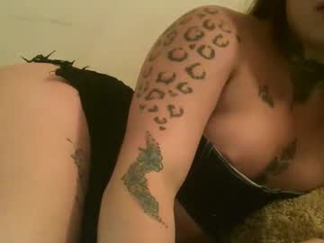 Danielatrans662135 Chaturbate stream image from August 23, 2025