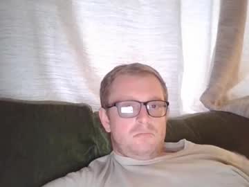 Ginwood Chaturbate stream image from August 23, 2025