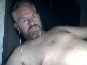 81jonnyx Chaturbate stream image from August 23, 2025
