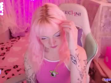 Squeezypeach Chaturbate stream image from August 23, 2025
