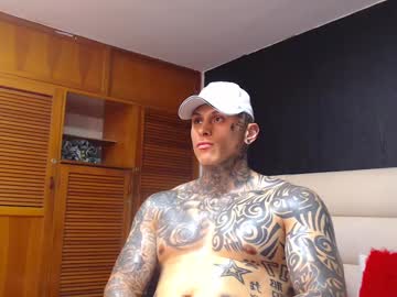 Aaron_Flex92 Chaturbate stream image from August 23, 2025