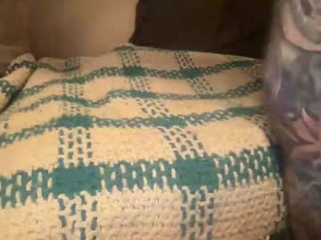 Melt13 Chaturbate stream image from August 23, 2025