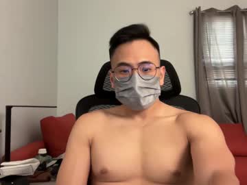 Yrubber Chaturbate stream image from August 23, 2025